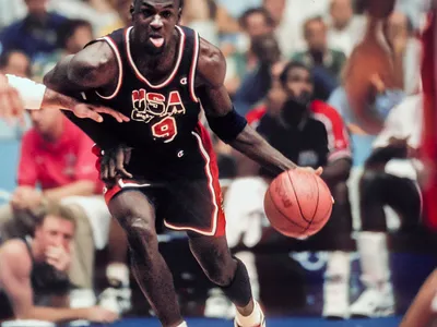 需要指出的 需要指出的