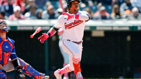 两支球队在 两支球队在